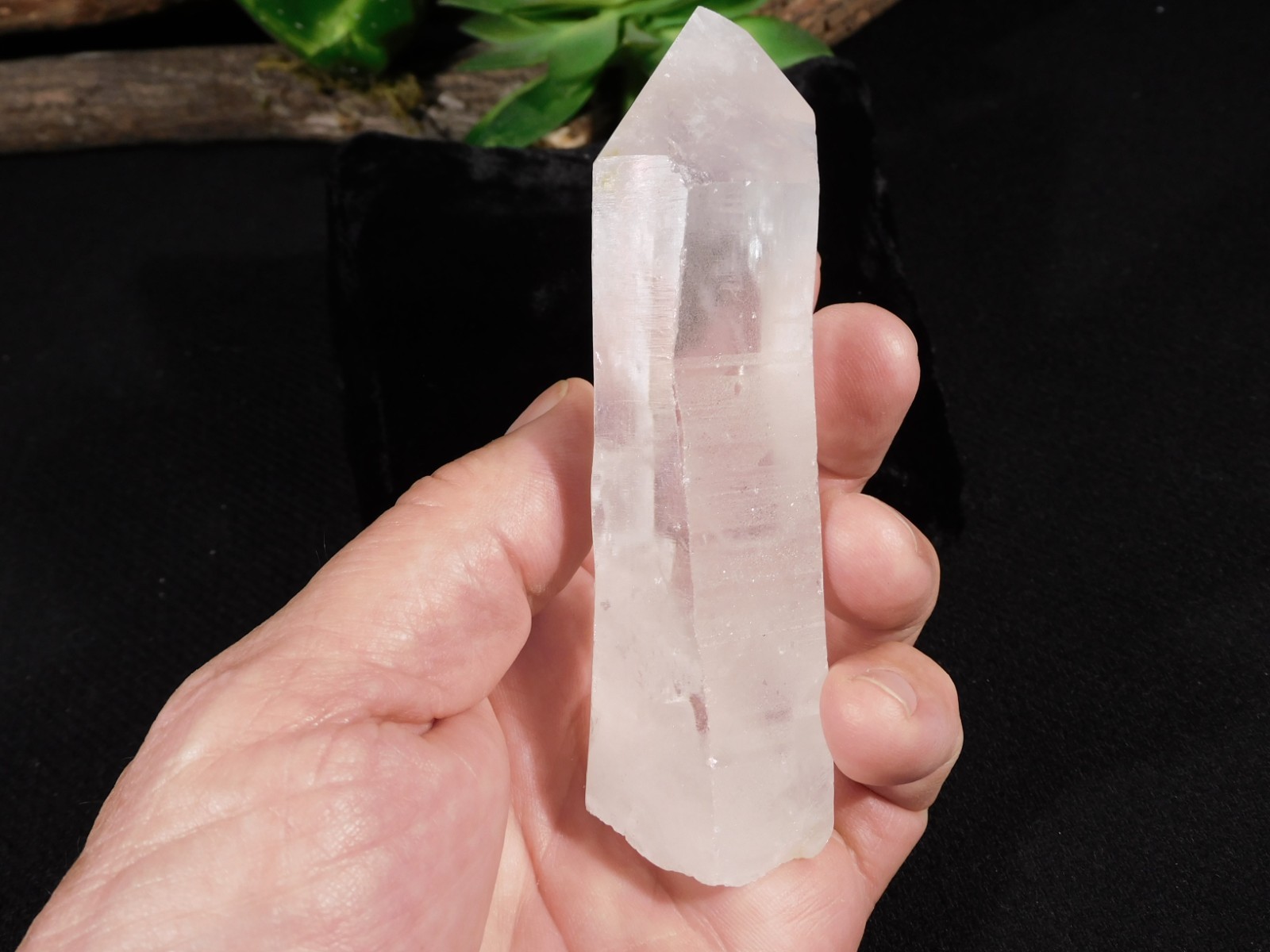 Larger! Very Nice and Natural LEMURIAN Quartz Crystal Brazil 235gr