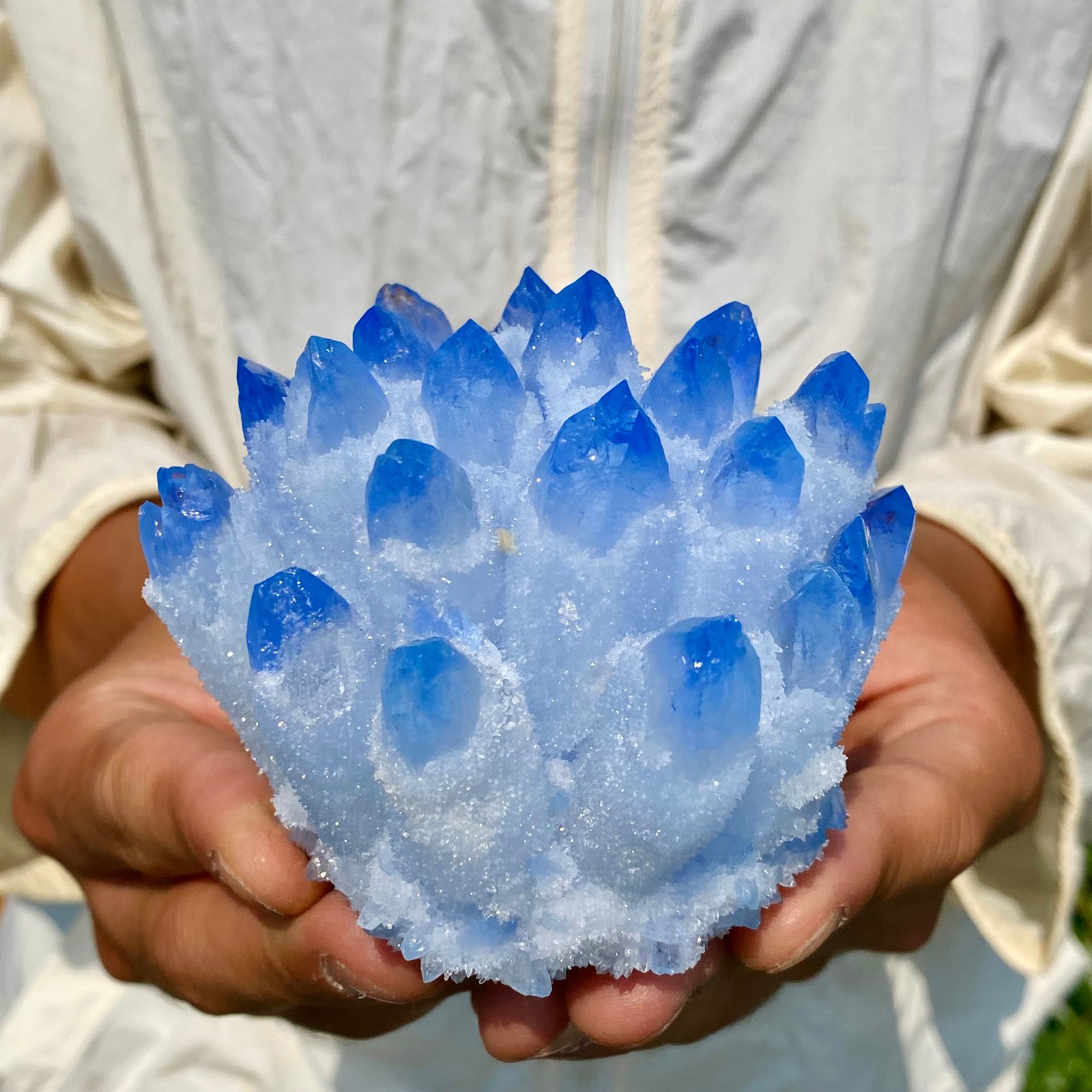 400G Newly discovered blue crystal cluster flower shaped mineral specimen