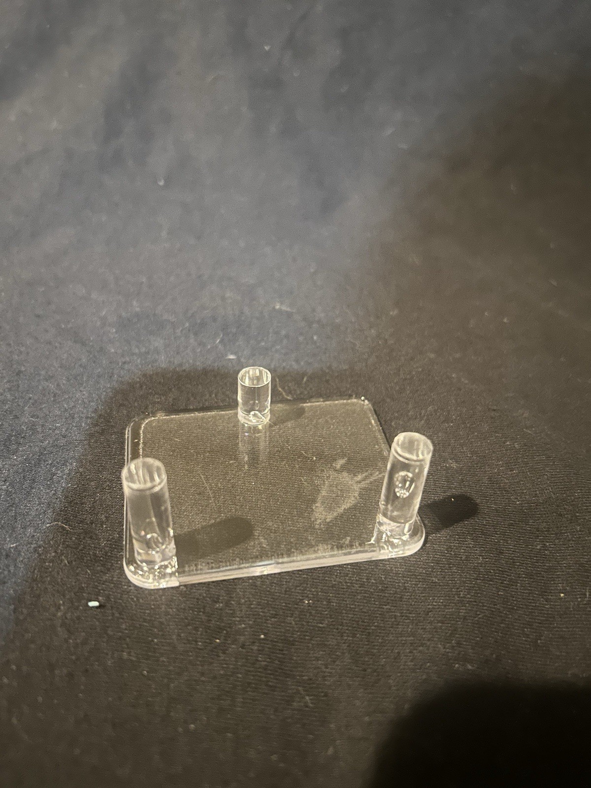 Mineral Display Stands 3 Pegs For rocks Lot Of 10 New Stands 2.5×1.5 Inch