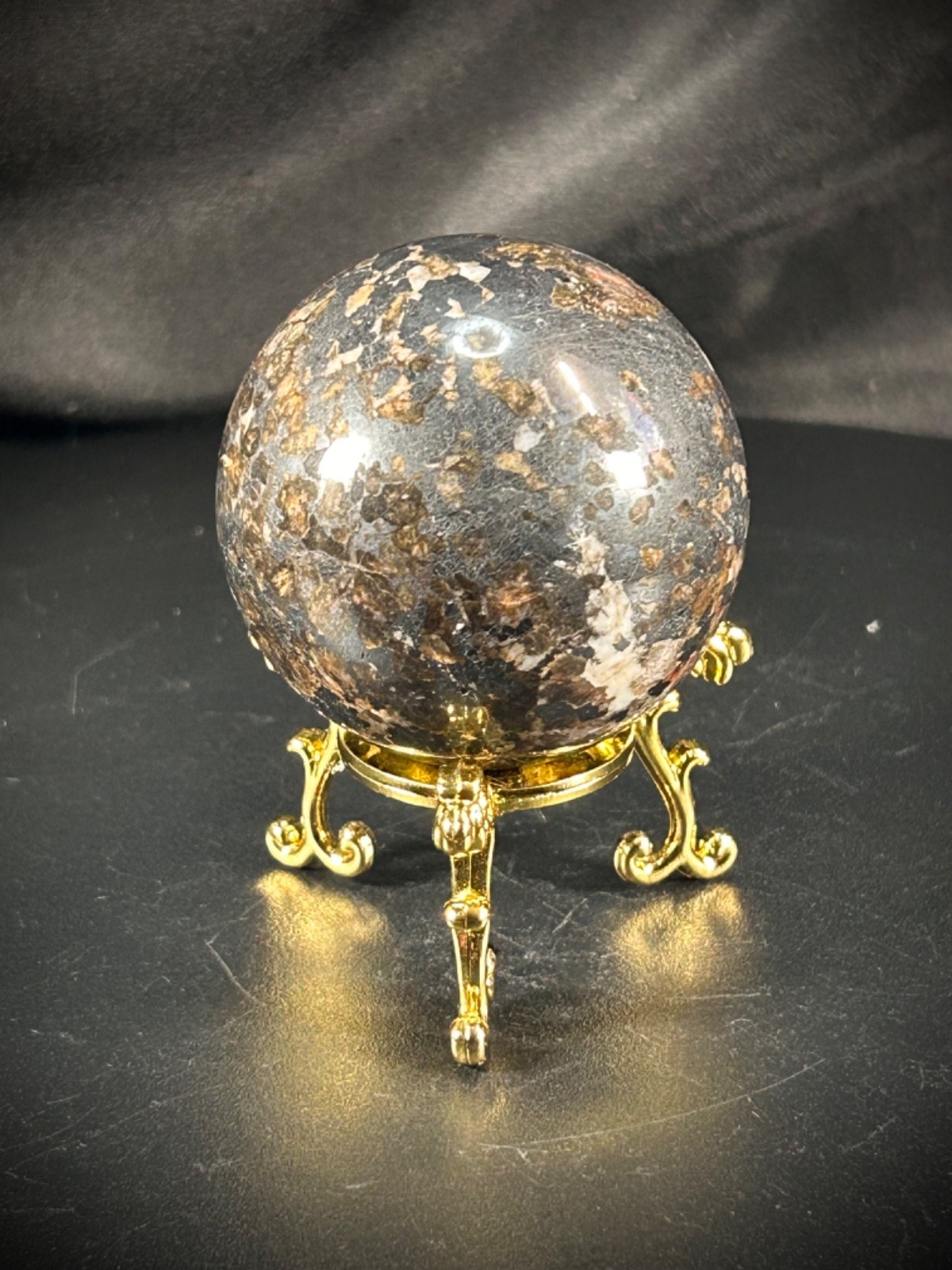 2″ Willemite Sphere With Metal Stand – Amazing UV Reaction 10.5oz (298 grams)