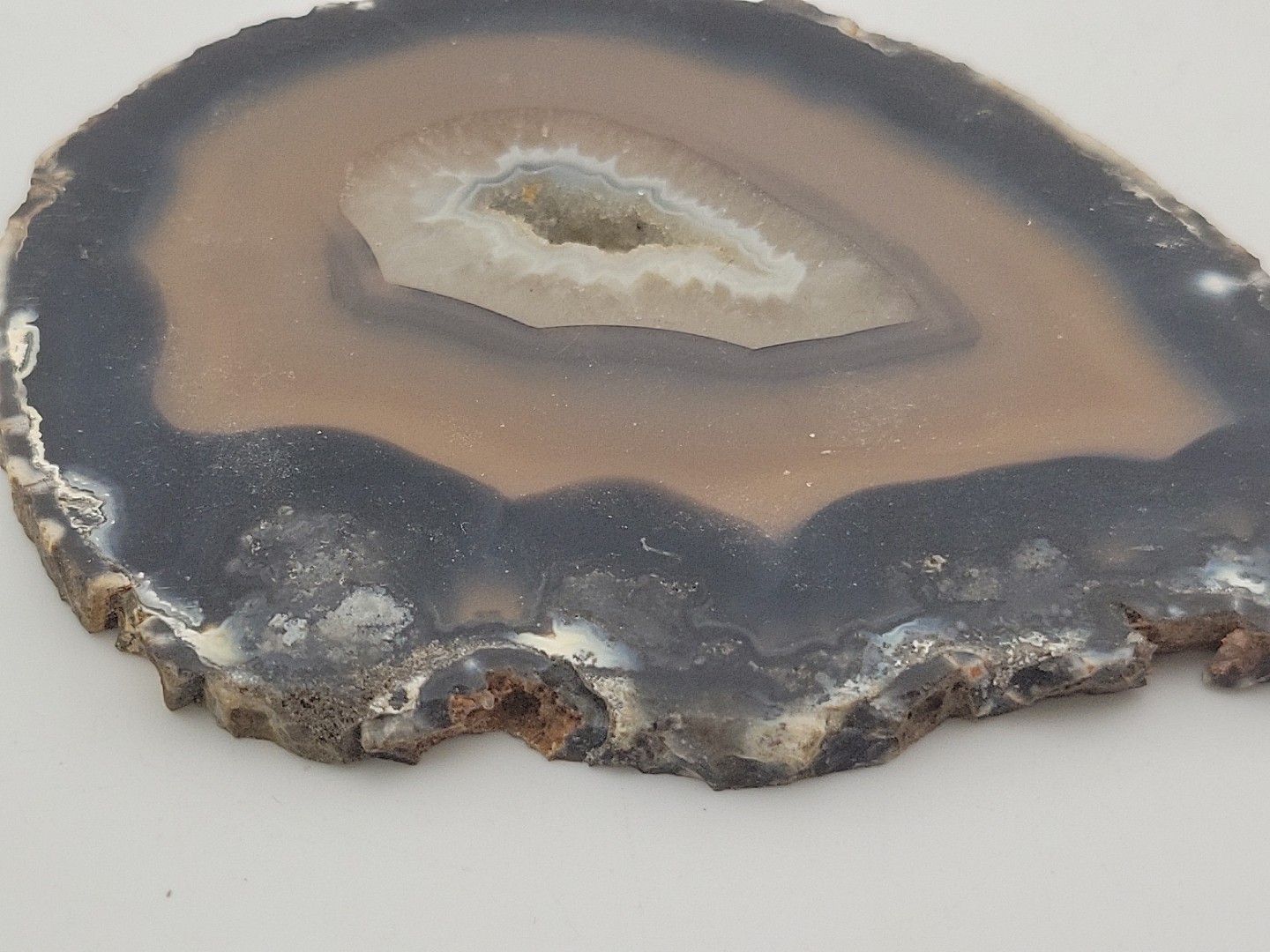 Carnelian Agate Slab Slice Geode~Quartz Center~4oz Opaque Blk Golds GORGEOUS!