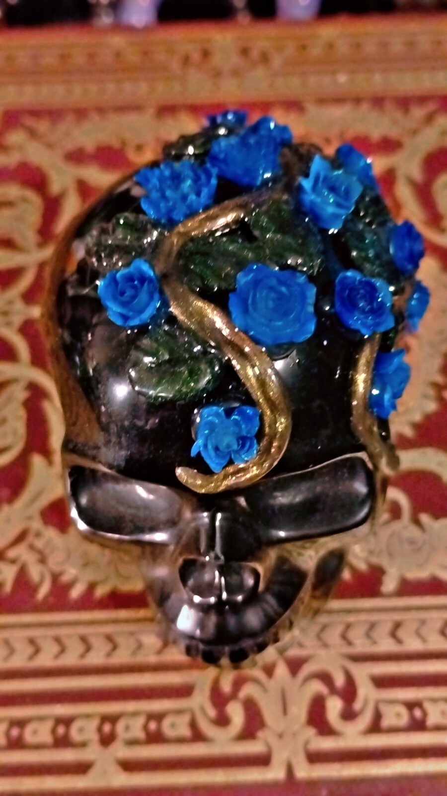 Obsidian Blue Flower Skull