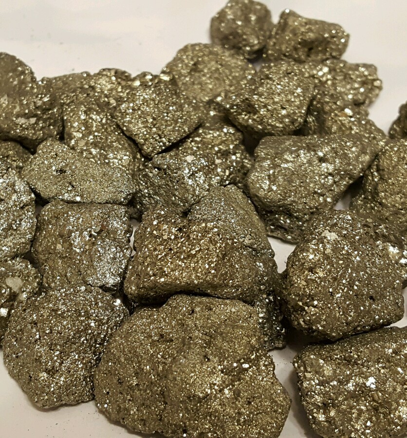 1/4 lb Iron Pyrite Fools Gold Gemstone Crystals Natural Chispa Gem Rock Specimen