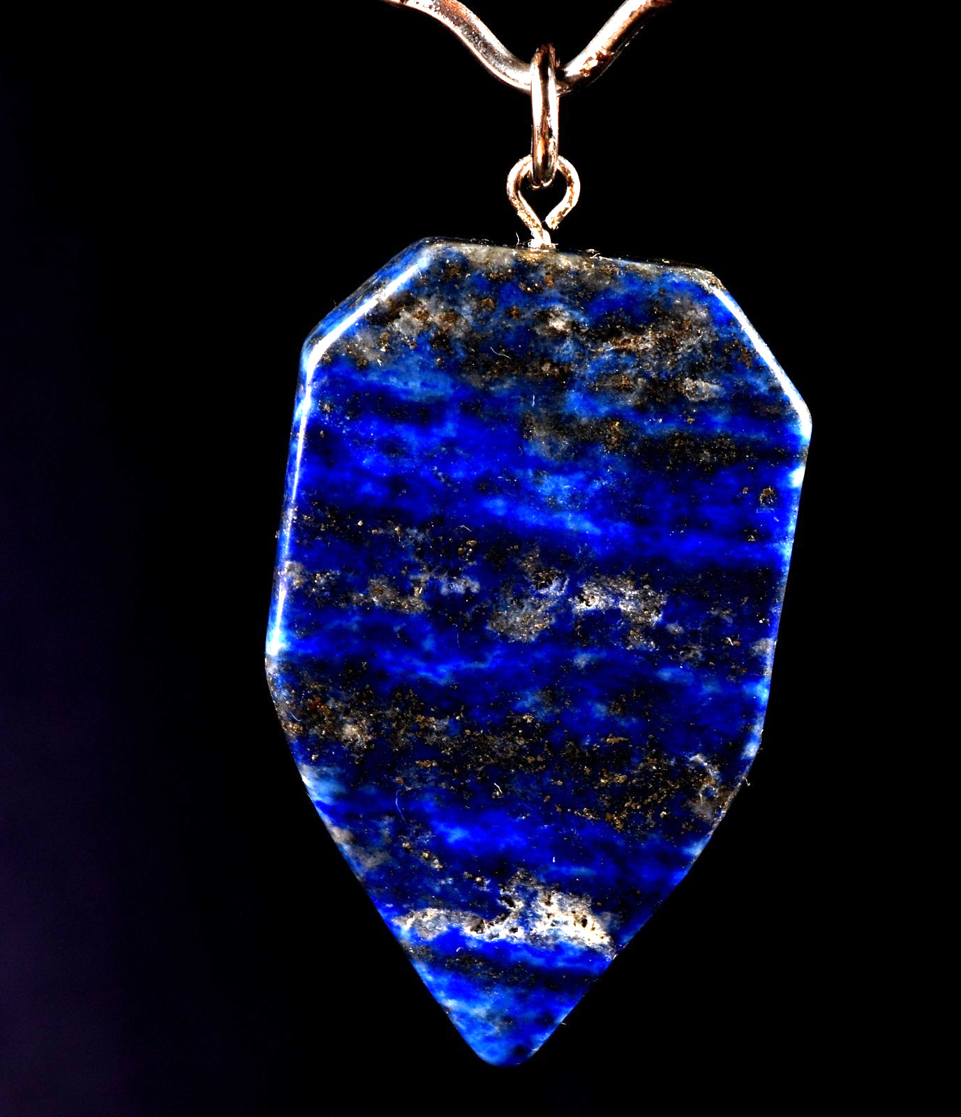 lapiz lazuli pandent psychic attacks, honesty ,compassion 7996
