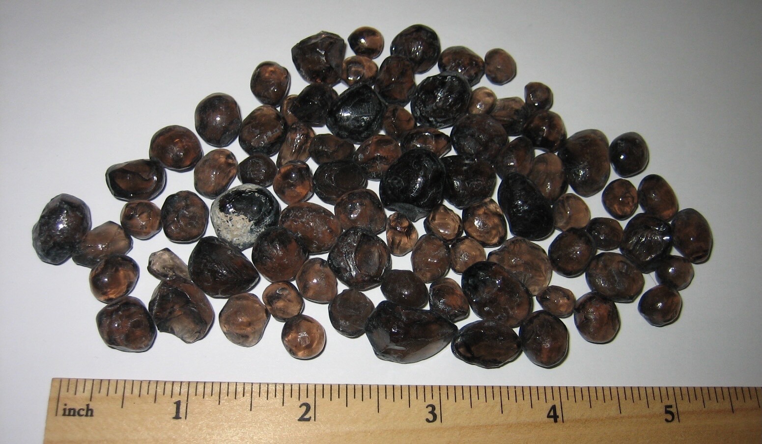 122 TUMBLED POLISHED SMALL NATURAL 0.2″- 0.6″ TIGER EYE STONES ~ 200.4grams *A