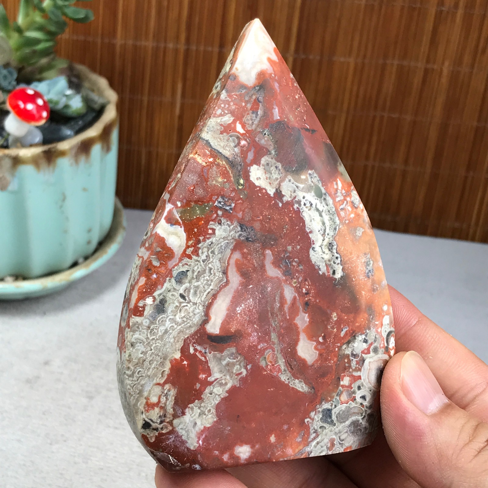 Natural money Mexico agate hand carve leaf Crystal Specimen free standing A6269