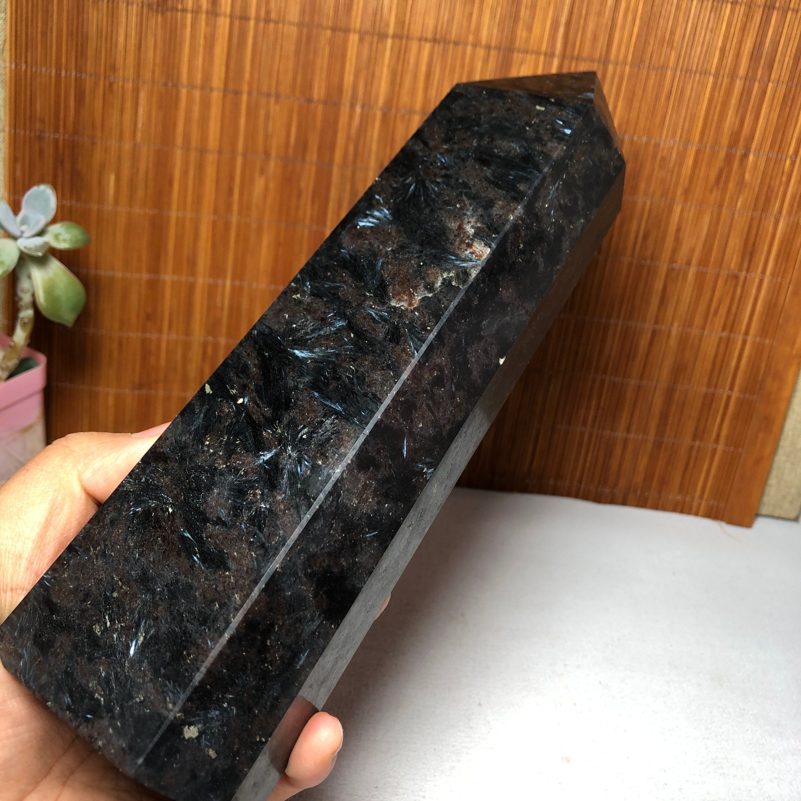 1.13kg Natural Fireworks Stone Crystal Wand Point Healing free standing A2282