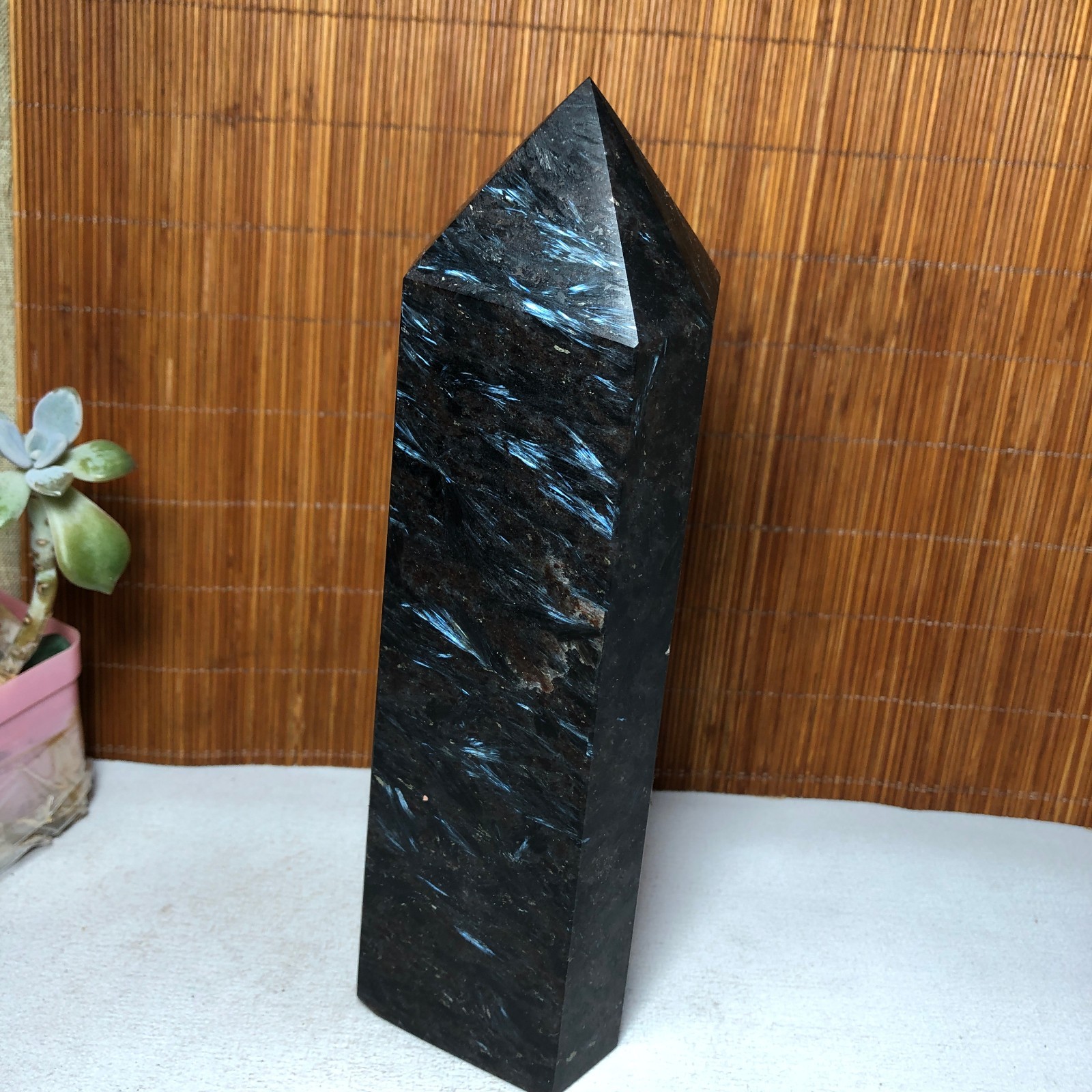 1.13kg Natural Fireworks Stone Crystal Wand Point Healing free standing A2282