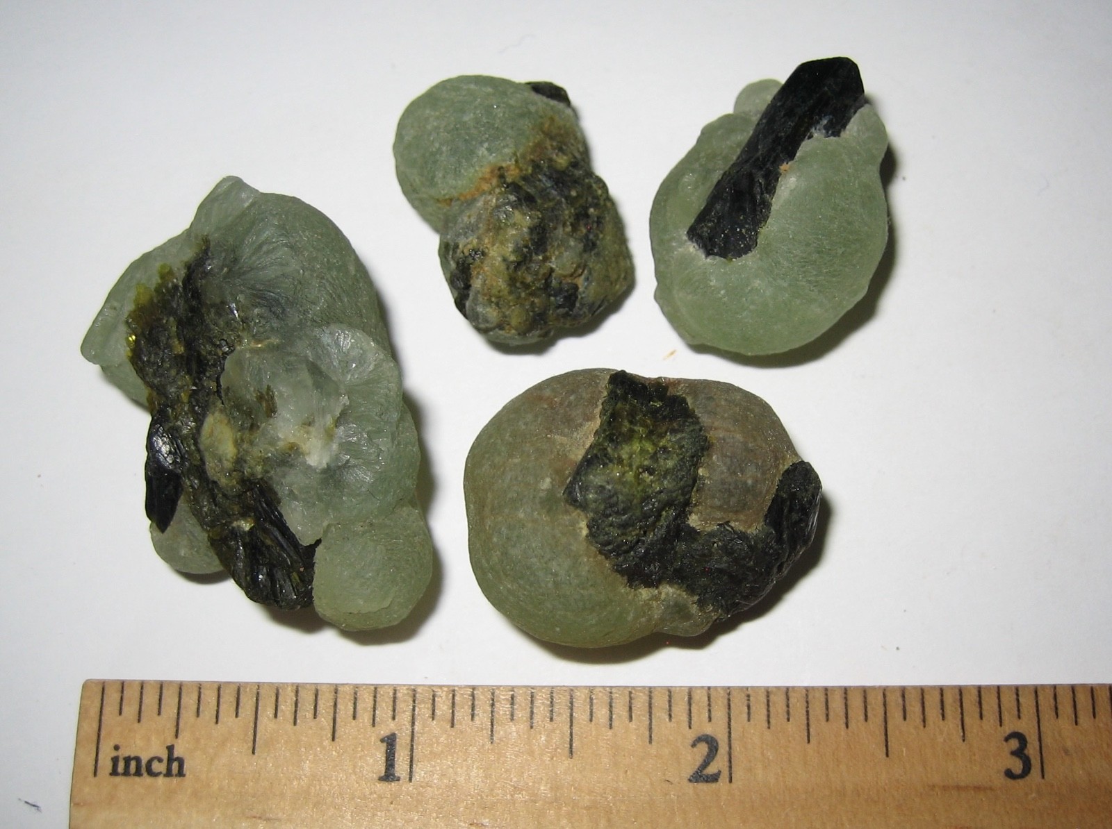 4 NATURAL 1″- 1.5″ PREHNITE & EPIDOTE CRYSTAL MINERAL CLUSTERS MALI 71.9grams *1