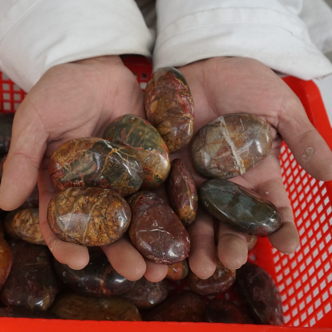 12 Pieces 1kg Cherry Creek Jasper Picasso Crystal Tumbled Palm Stone Healing