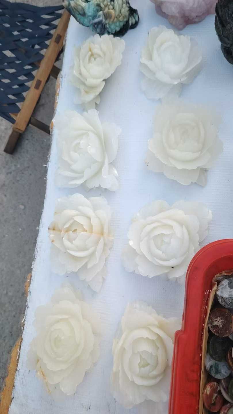 1pc Natural White Jade Quartz Carved Crystal Flower Skull Reiki Healing Decor