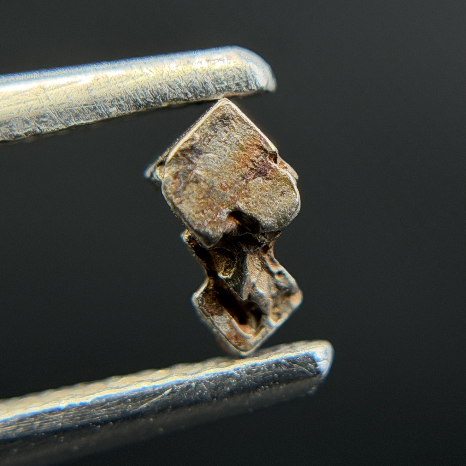 Natural Platinum with Gold Crystal/Rare Nugget/Konder massif, Russia) – 2.065 ct