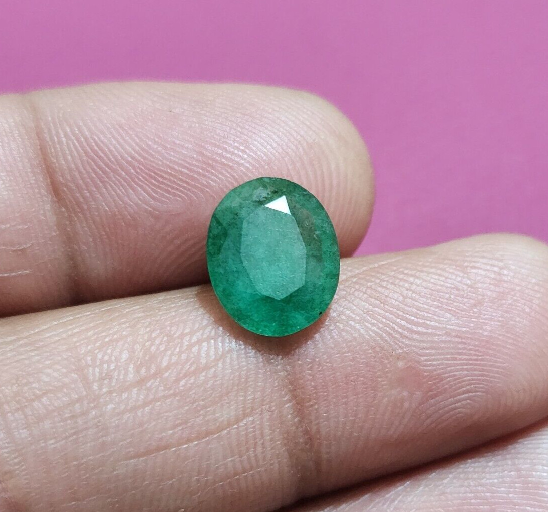 Beautiful Natural Top Zambian Emerald Faceted Oval Shape 3.60 Crt Loose Gemstone