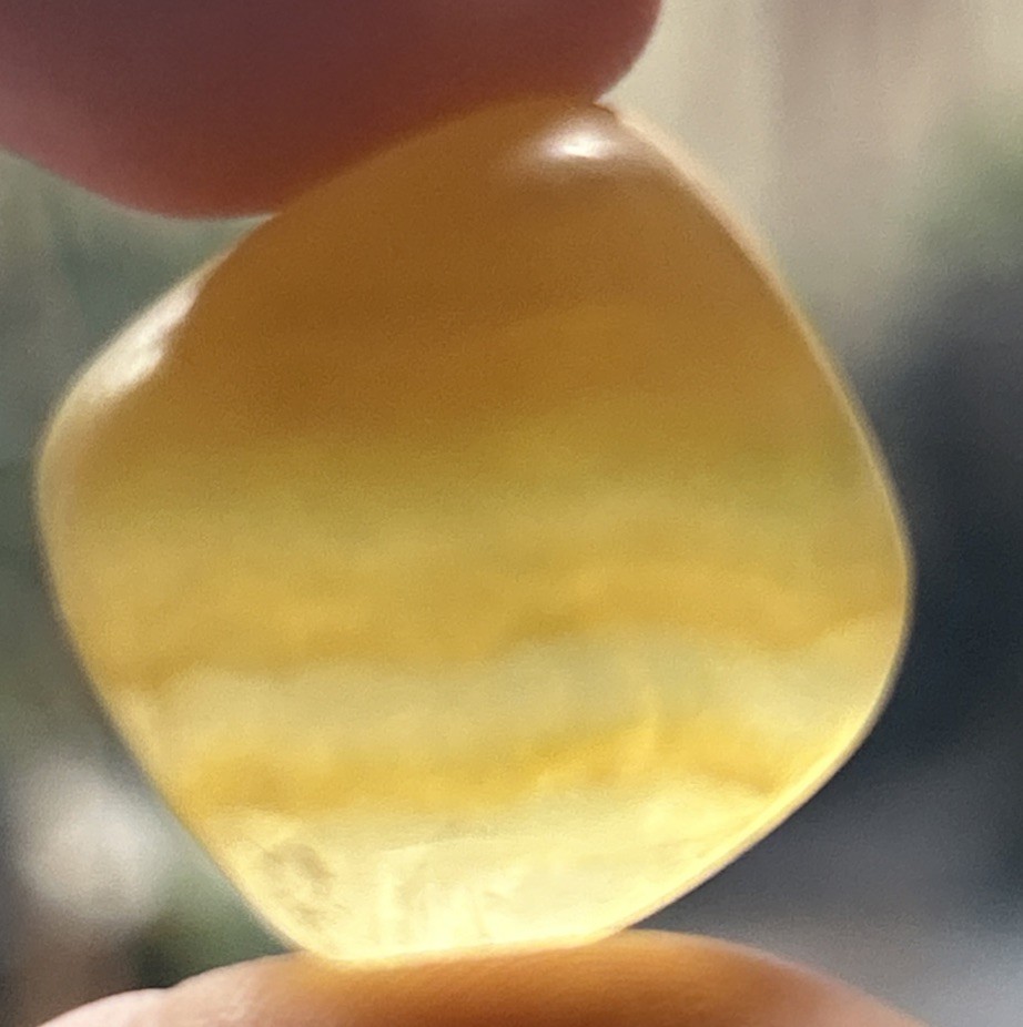 Tumbled Fluorite Stones – High Grade AA Quality – Healing Crystals – 5 pieces