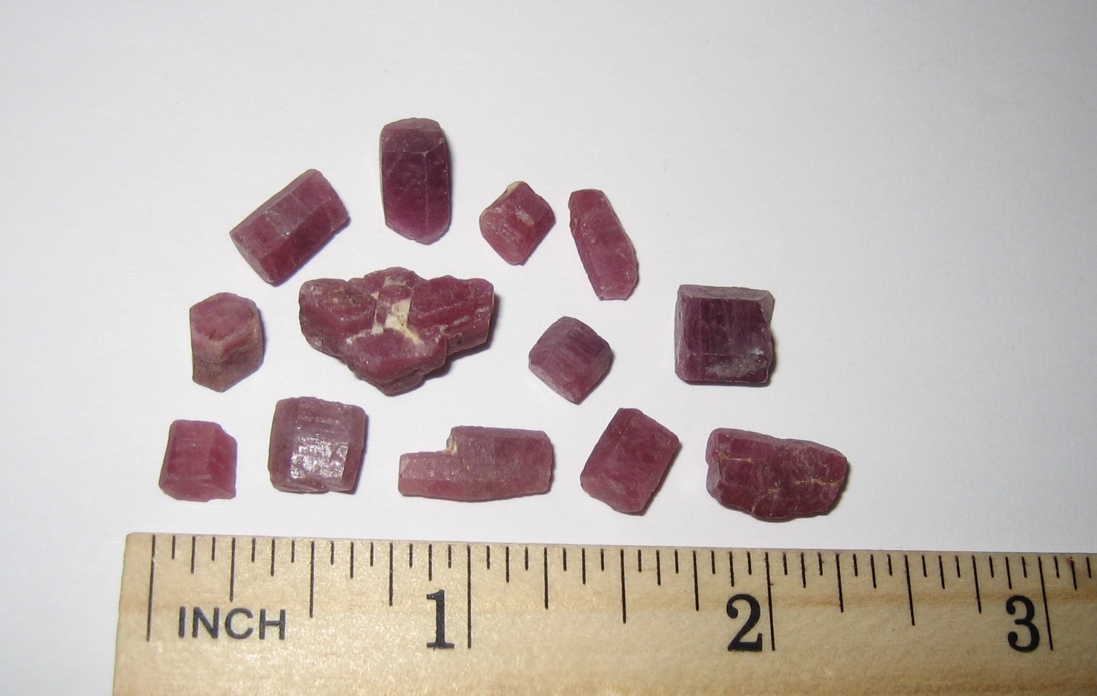 13 A+ QUALITY TINY 0.2-0.5″ ROUGH NATURAL RUBY CRYSTALS FROM MADAGASCAR 10.2g *2