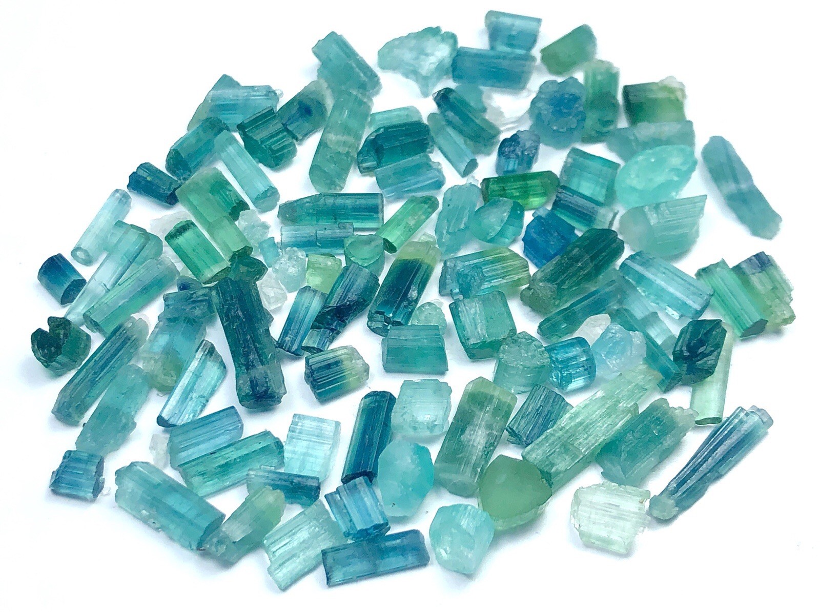 Beautiful an amazing naturel top quality bluesh color tourmaline rough lot