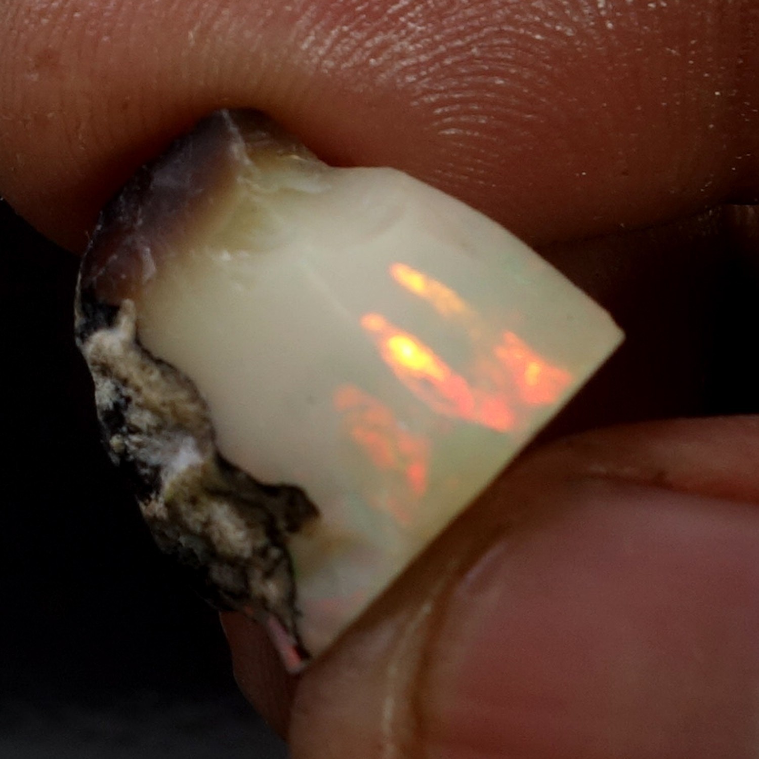 White Opal Rough Natural Multi Fire Ethiopian Opal Raw 10.50 Cts 14x15x10 mm