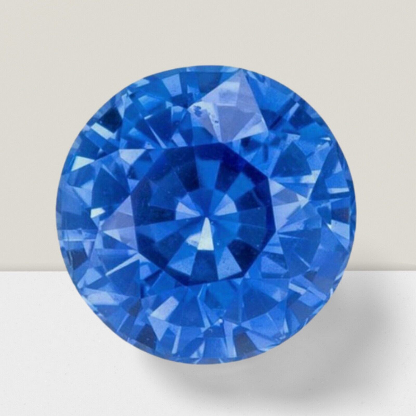 Blue Sapphire Round Cut Gemstone 0.51 Cts – 5 mm Lustrous Loose Gem