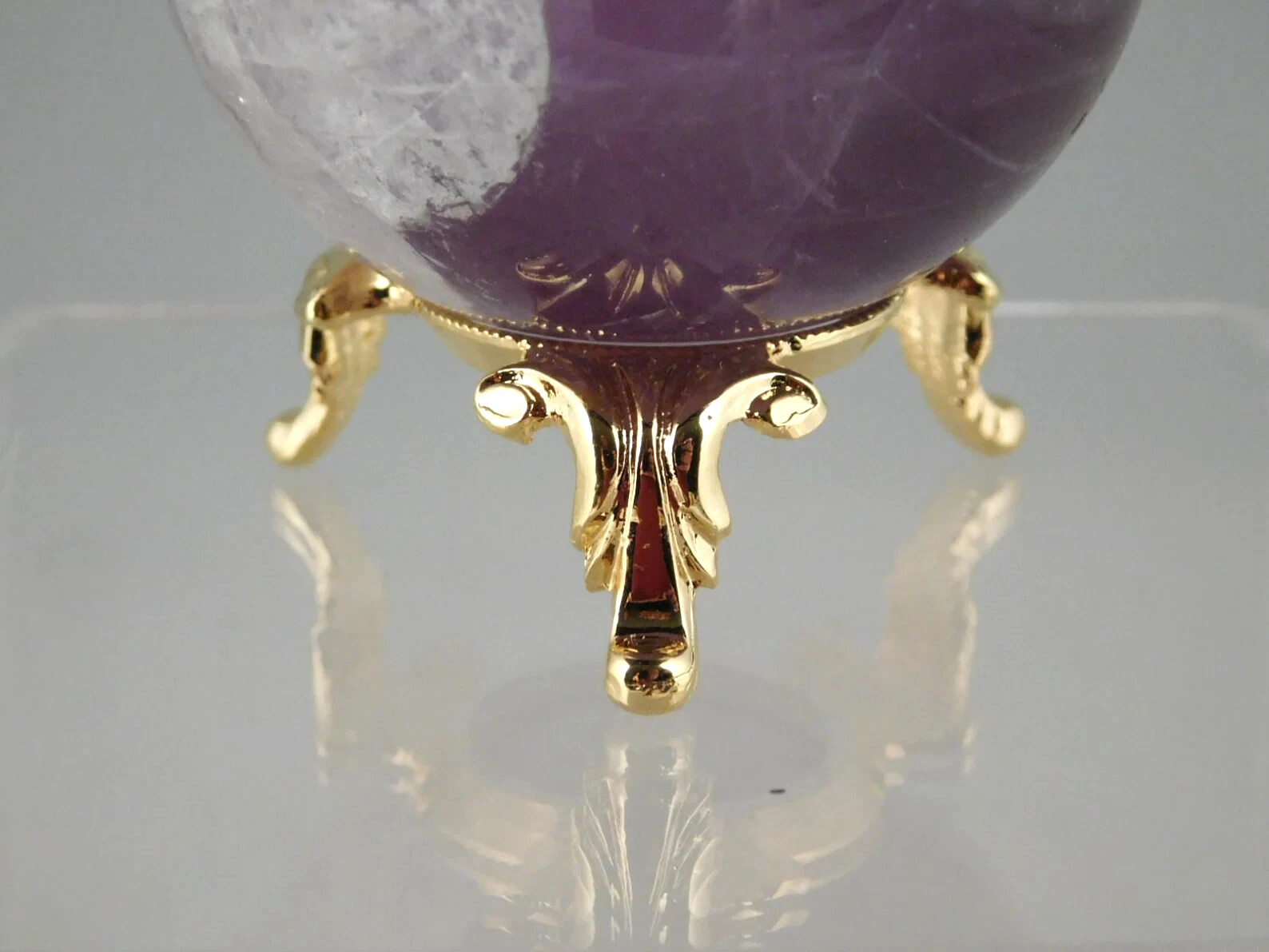 Sphere Display Stand Small Size Princess Design Gold Color