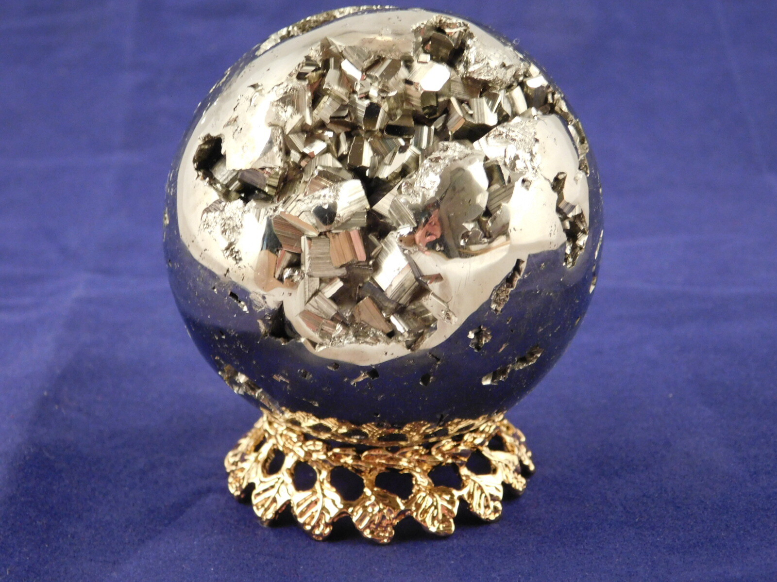 Sphere Display Stand LEAF Design Small Size Gold Color