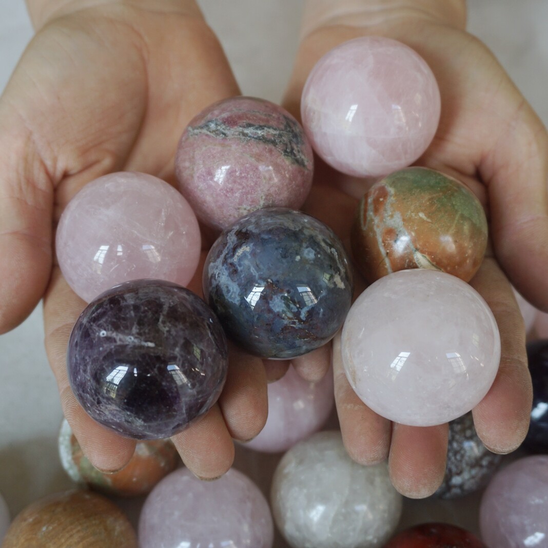 10Pcs Natural Quartz Crystal Jasper Sphere Ball Diverse Rock Tumbles Healing 4cm