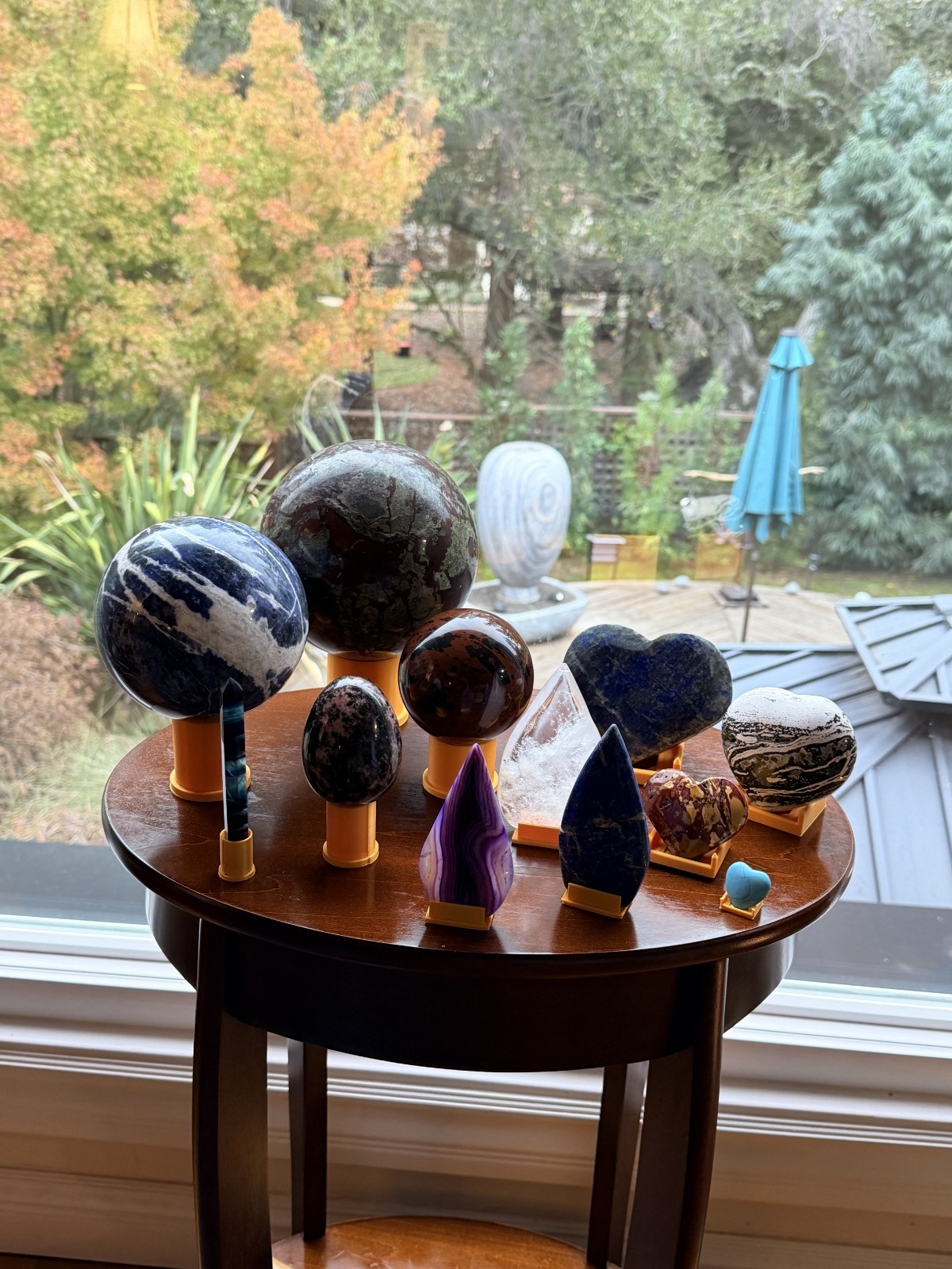 Crystal sphere display stands! Multi Sizes & Colors. Regal & Sturdy. Jemthrones!