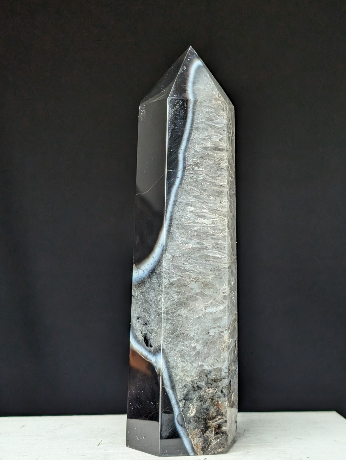 Agate Tower Black Banded Lace Point Quartz Lage Big Tall Crystal Gemstone