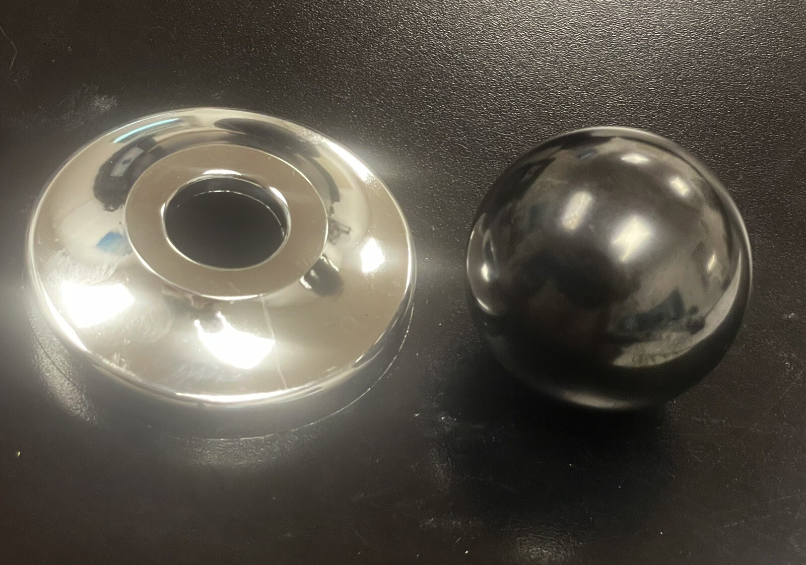 Sphere shungite polish 50mm 1.9” 5.2oz EMF protection + Poly Chrome Stand