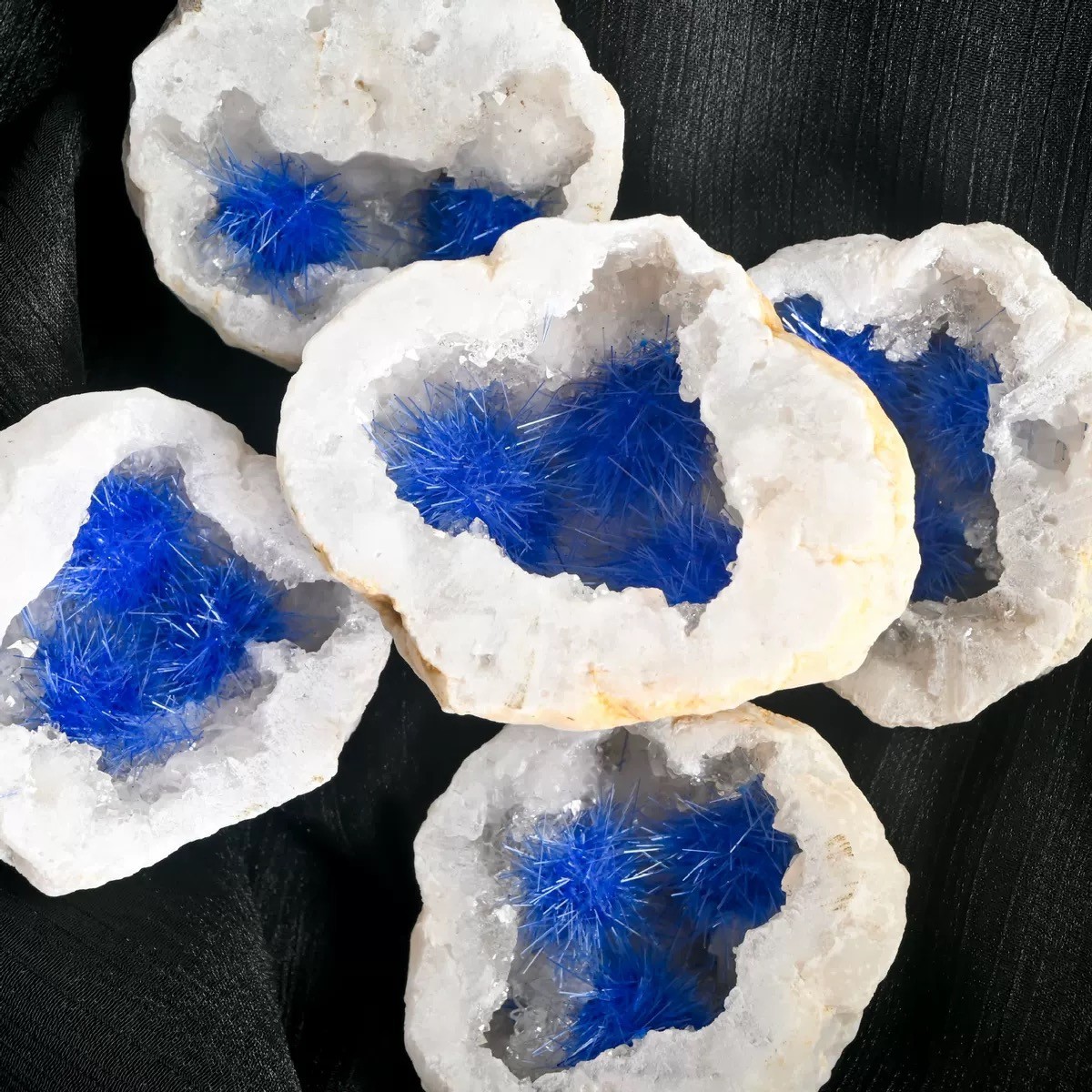 1pc Natural Agate Geode Quartz Crystal Energy Mineral Specimen Reiki Decor
