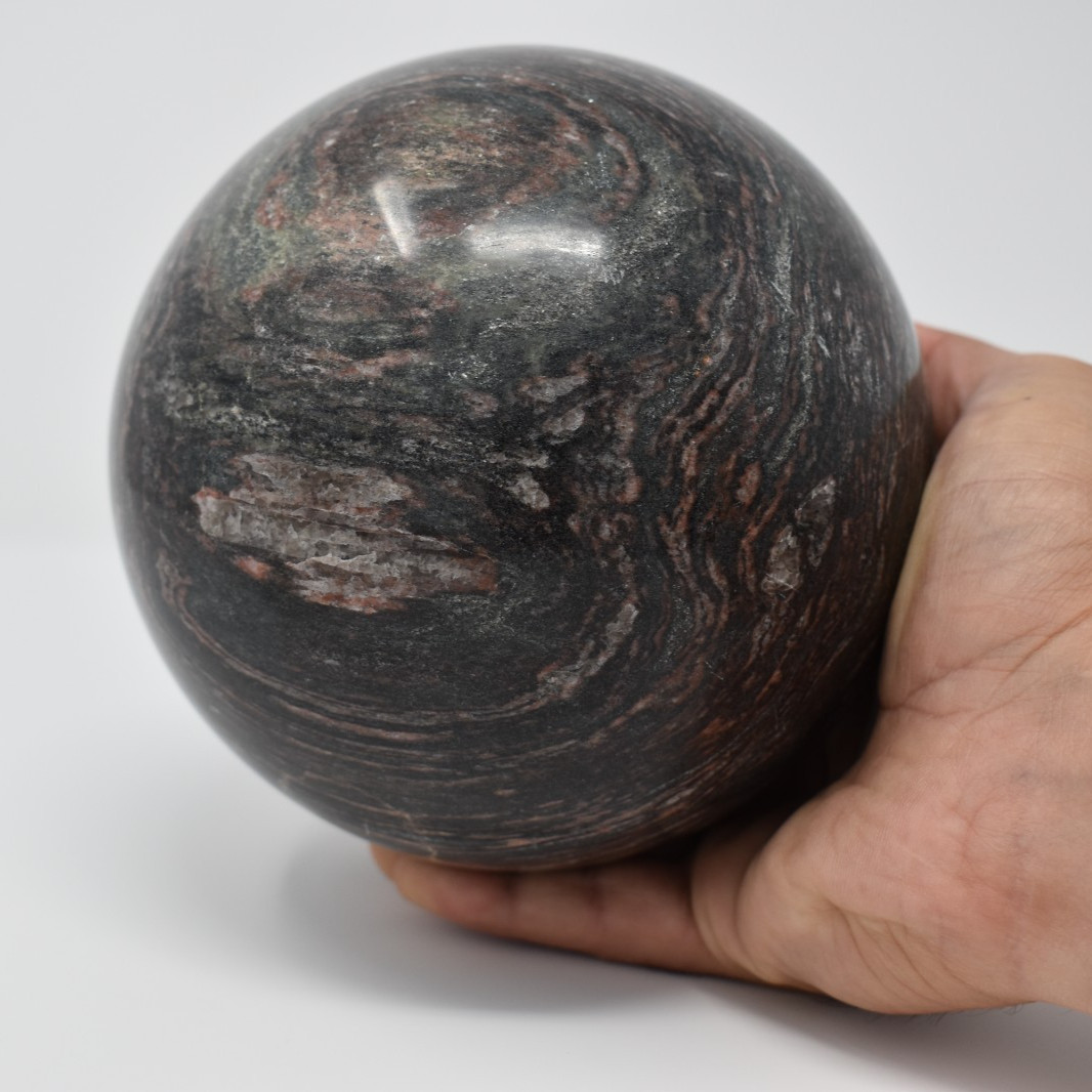 Jade Sphere 4653 grams 147 mm