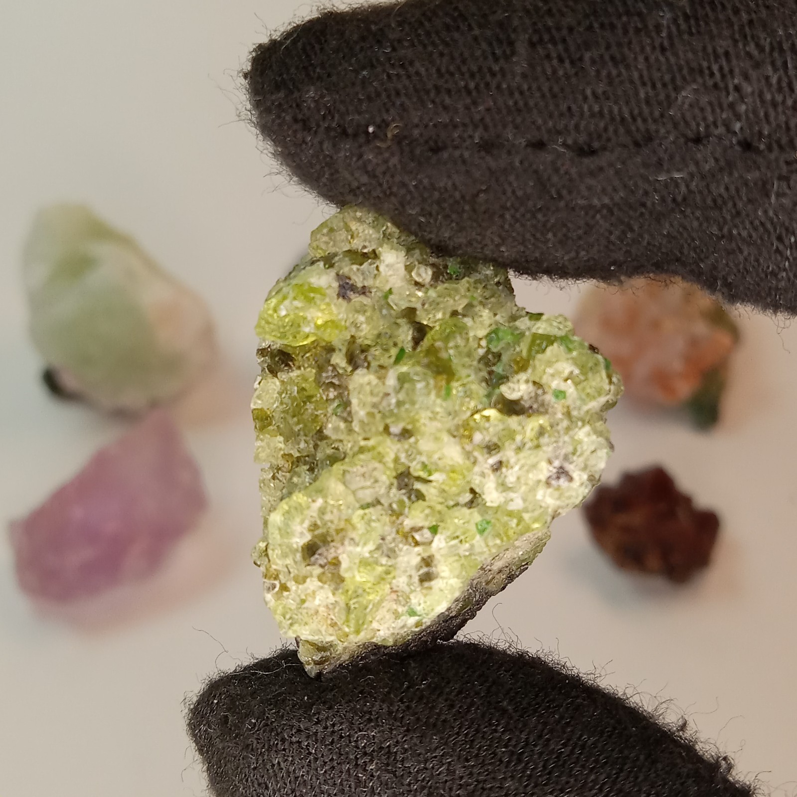 Mixed Mineral Specimen Lot 6pc Blue Kyanite Fluorite Apophyllite Stilbite I13