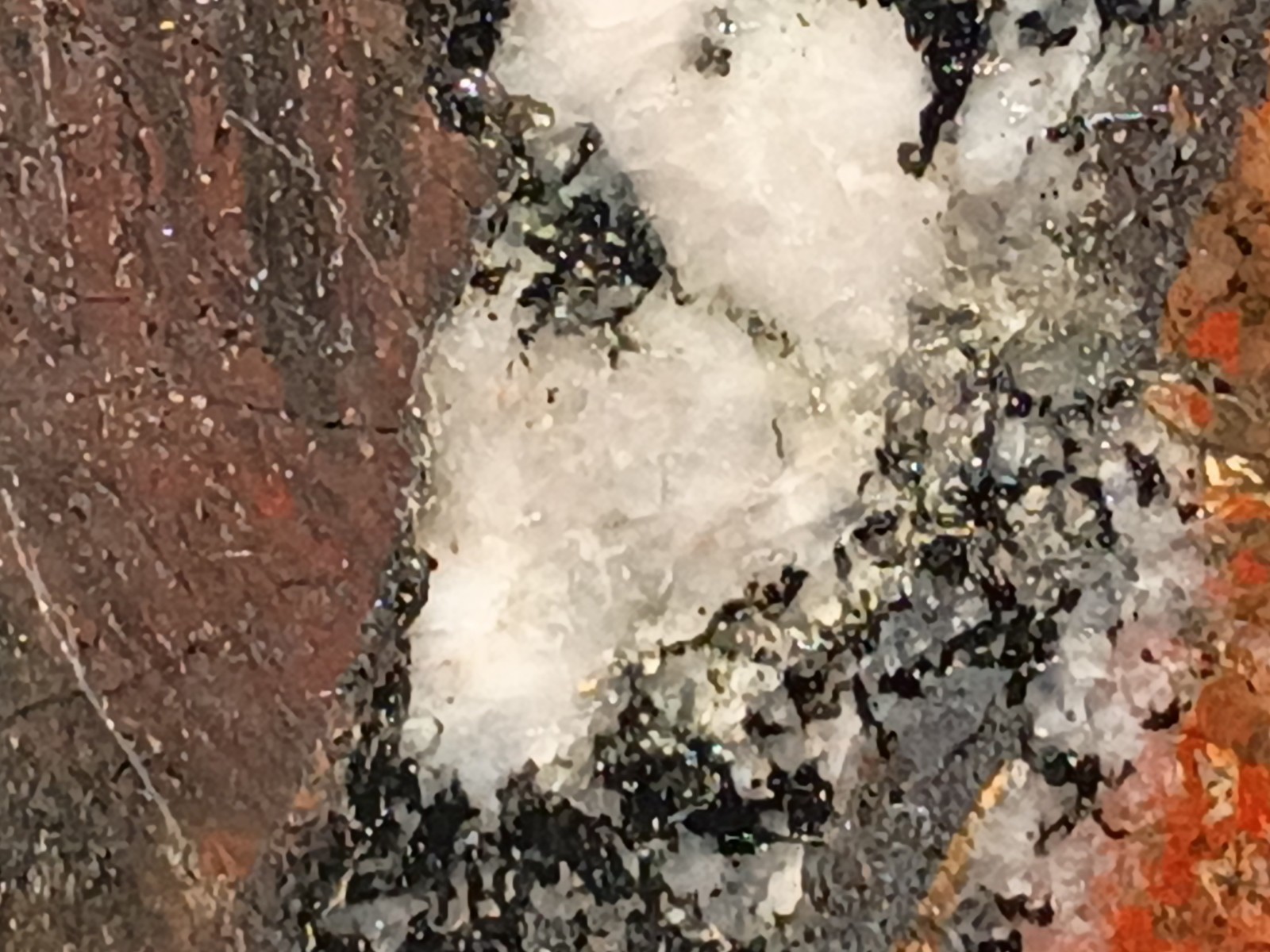 4lb 4.5oz Pilot Knob Jasper Fluorite Magnetite Ore Iron Co MO Polished