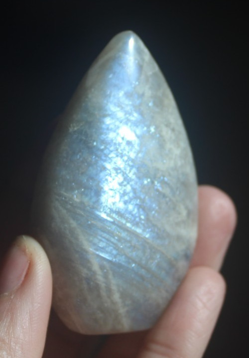 MOONSTONE TEARDROP FREEFORM 2.66 INCHES TALL/ 82 GRAMS