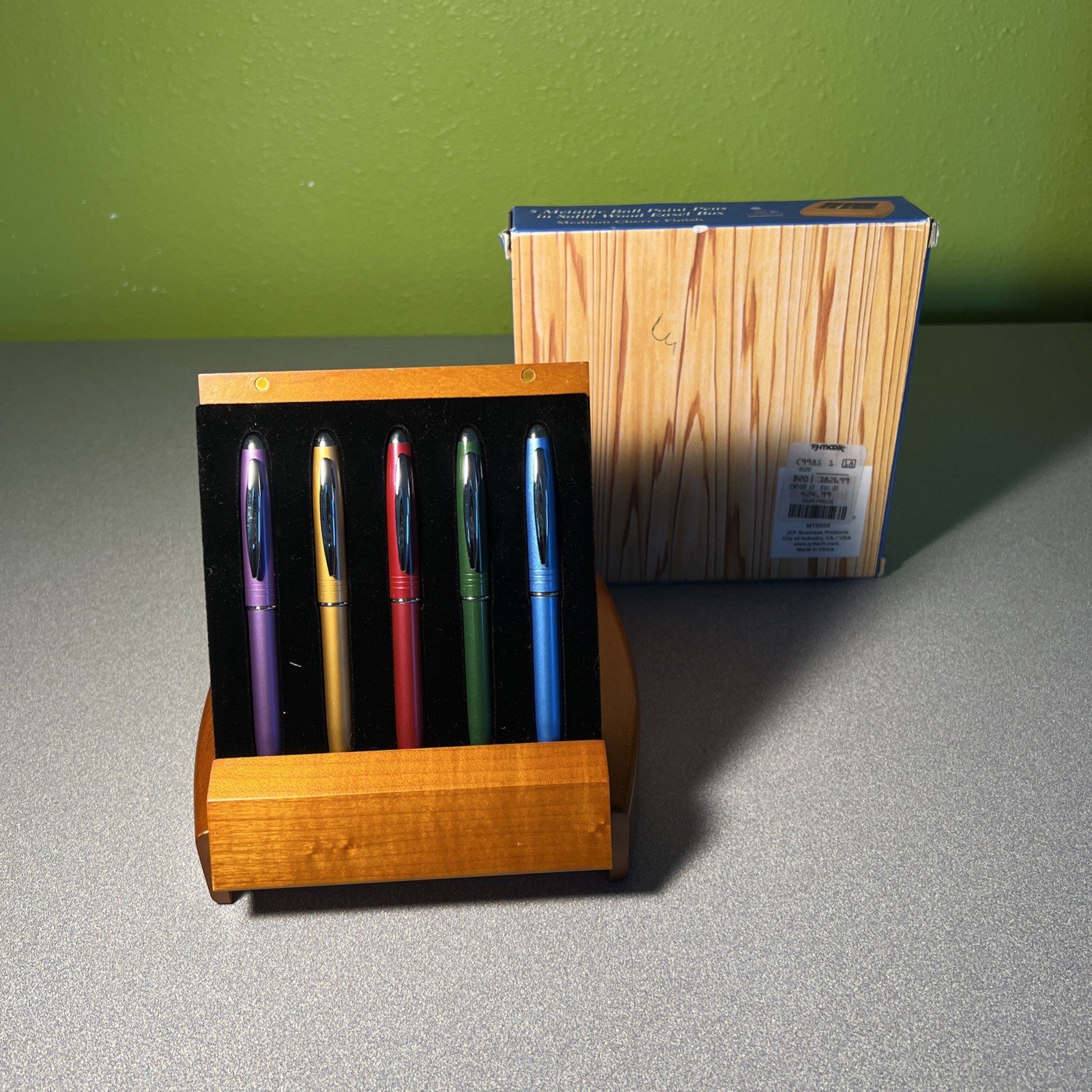 Vintage JCFTECH 5 Metallic Ball Point Pen In Solid Cherry Wood Easel Box