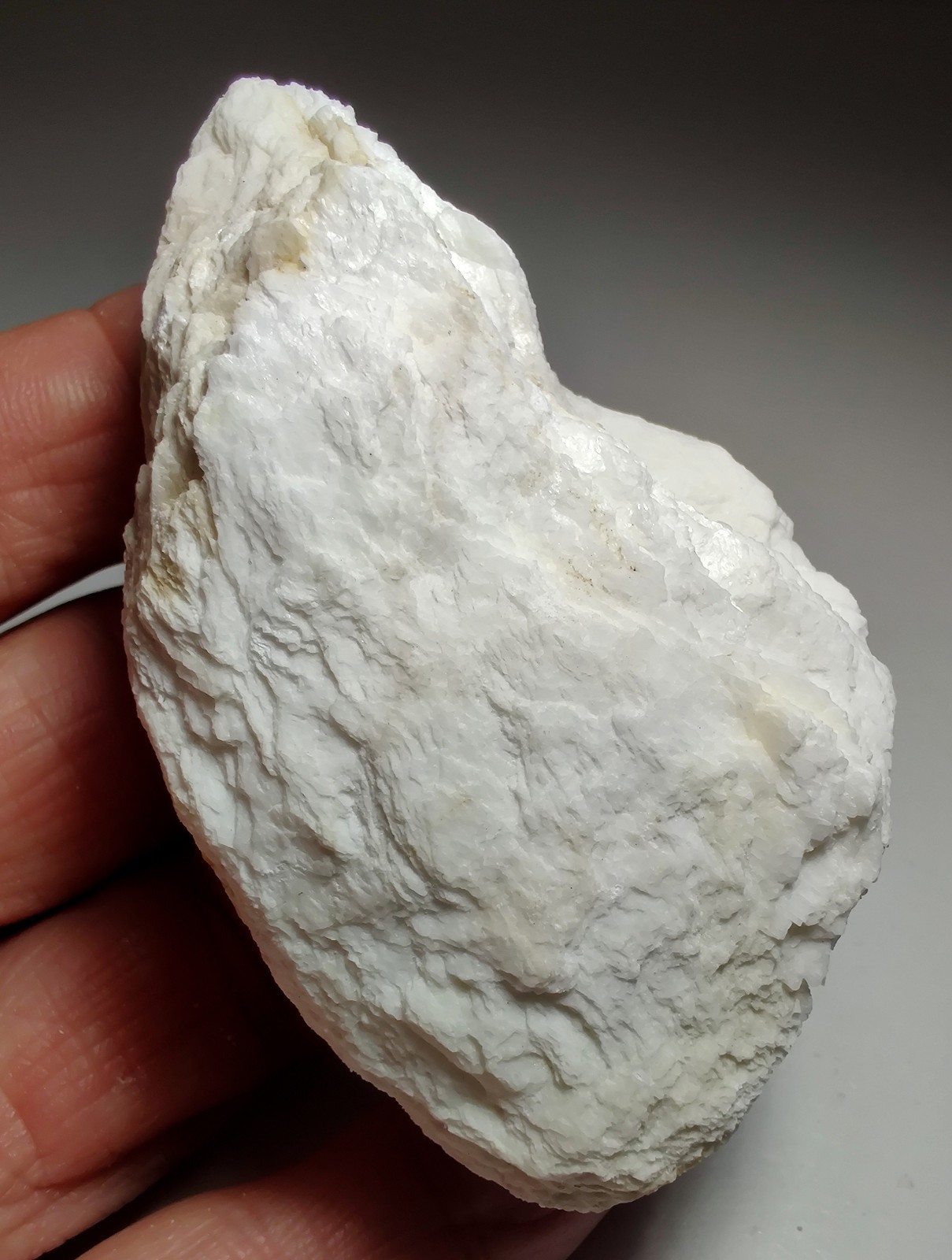 Barite specimen, bright white, fluorescent. Harz Mountains, Germany. 258 grams.