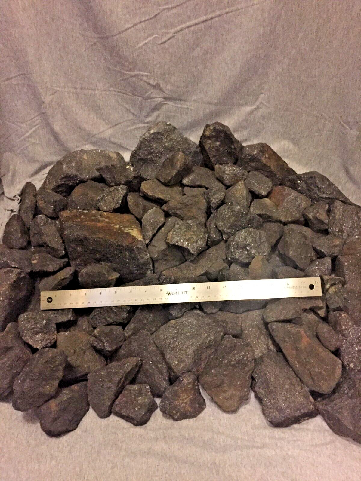 Dark Iron Ore, Magnetite Ore, Smelting Ore, Iron Ore Rock, 30 Pounds