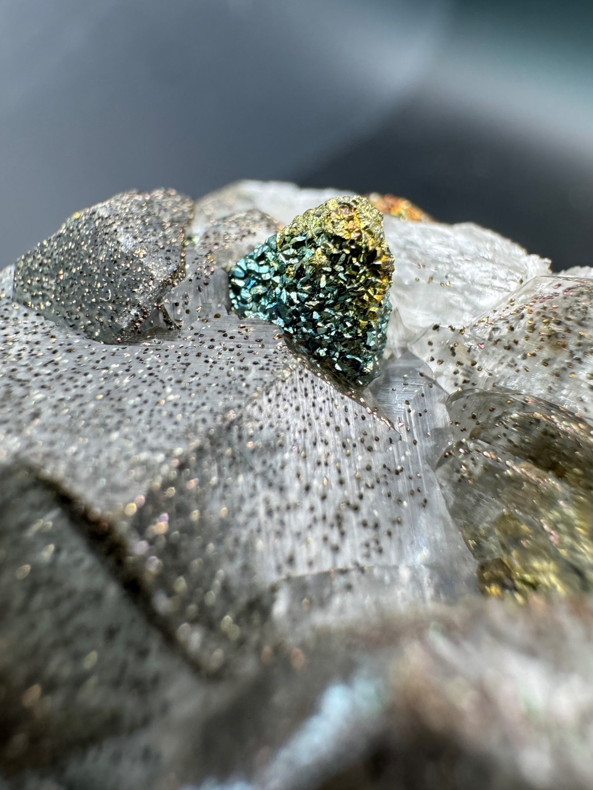 6703 Rainbow Chalcopyrite on Gray Benz Calcite Fu Jian 55g