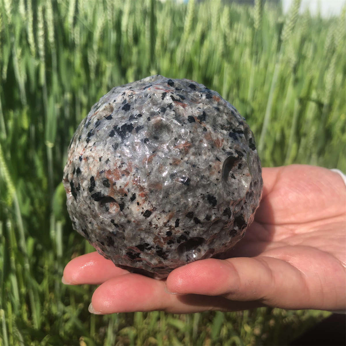 660g Natural Yooperlite Moon Quartz Crystal Sphere Reiki Crystal Ball Decor Gift