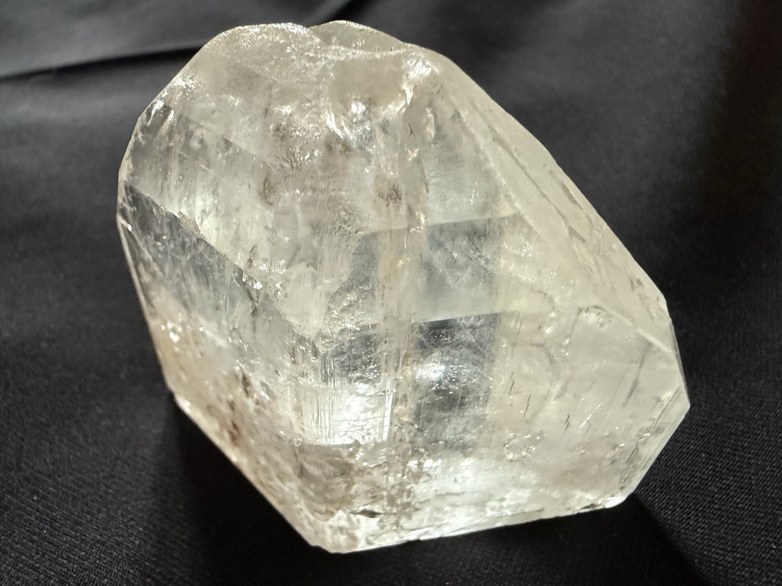 Topaz, Minas Gerais Brazil, 57x31mm 130g