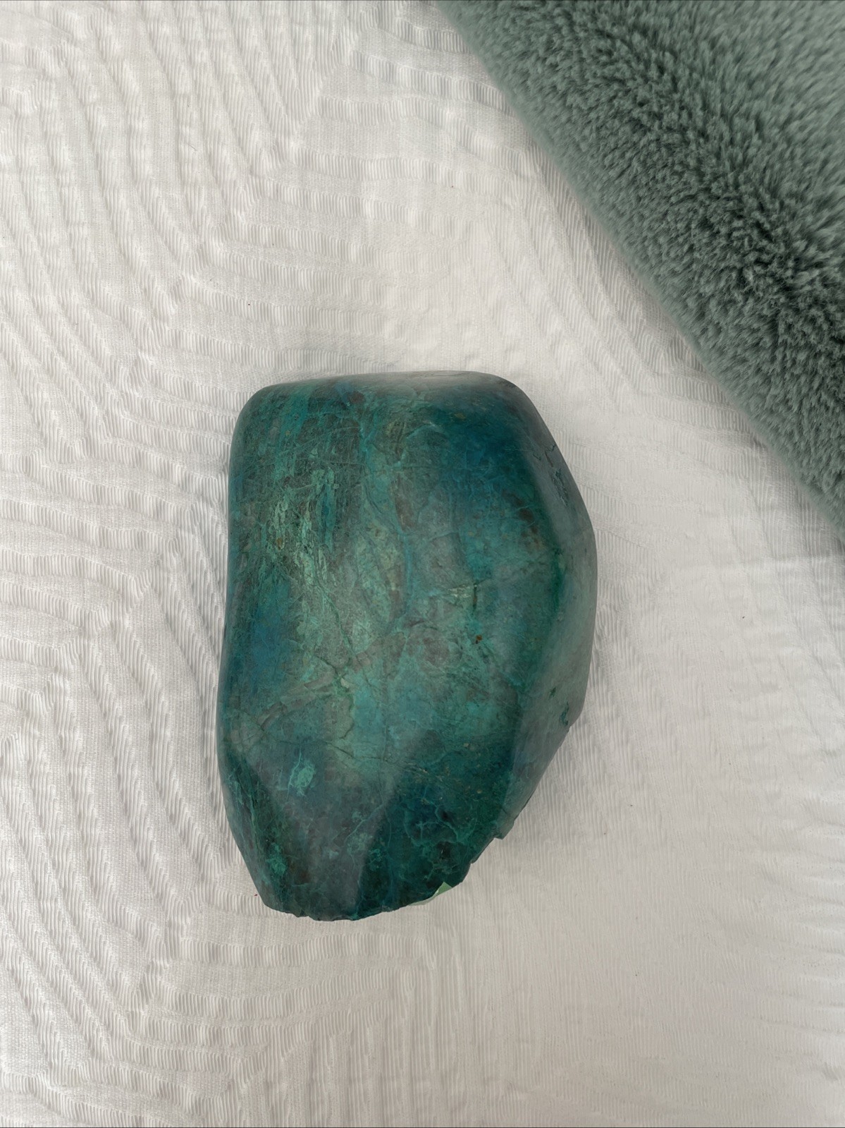 XL vibrant chrysocolla in quartz / Carved And Polished Crystal / Cabochon 3588g
