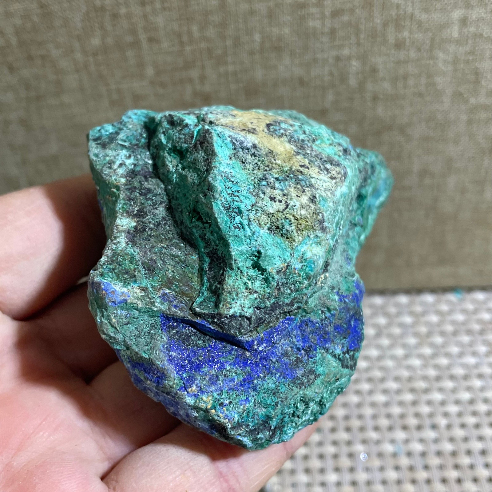 Restoration of Blue Copper Ore Quartz Crystal Mineral Samples 183g
