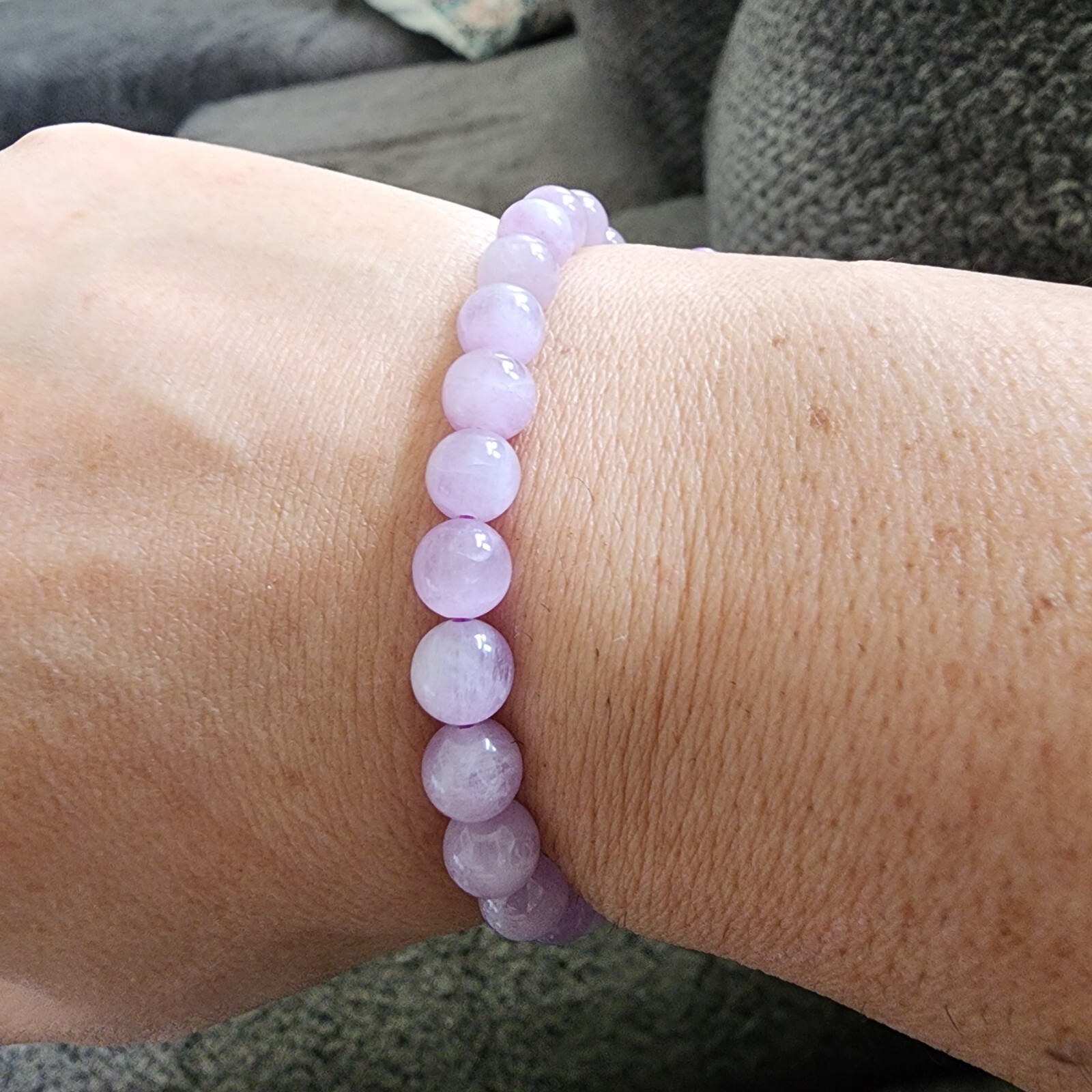 Natural 6mm Violet Kunzite Stone Bracelet Crystal Beads Stretch