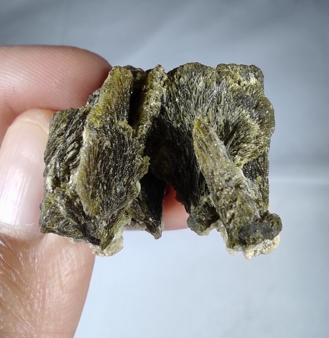 200gms Of Aesthetic Epidote Crystals Lot From Baluchistan, Pakistan.