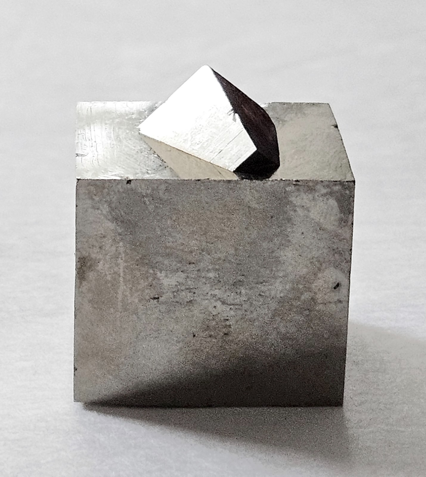 Pyrite Cube – Navajun, Spain