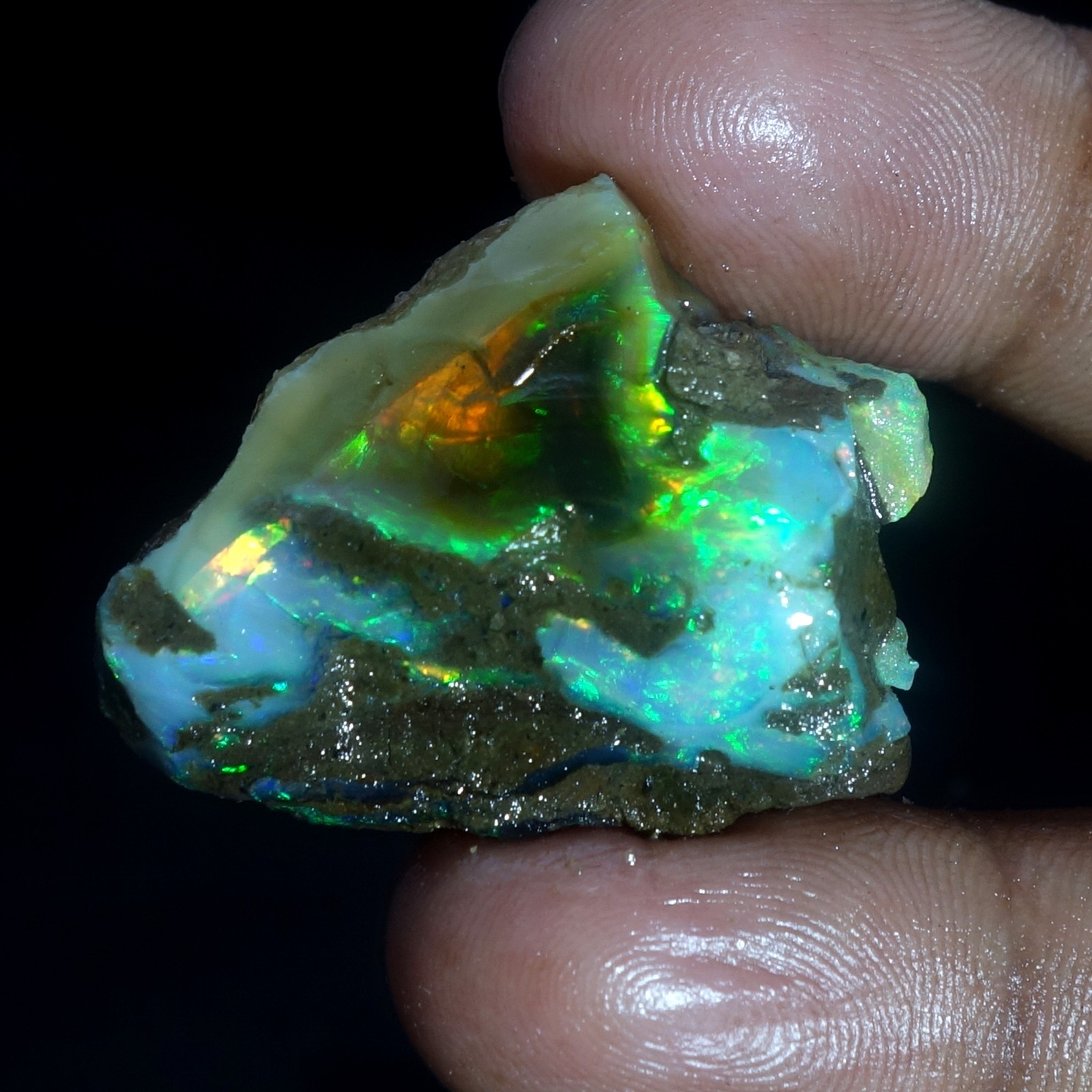 AA+ Ethiopian Oli Opal Rough Entreated Welo Opal Multi Fire Color Flash 68.00Cts