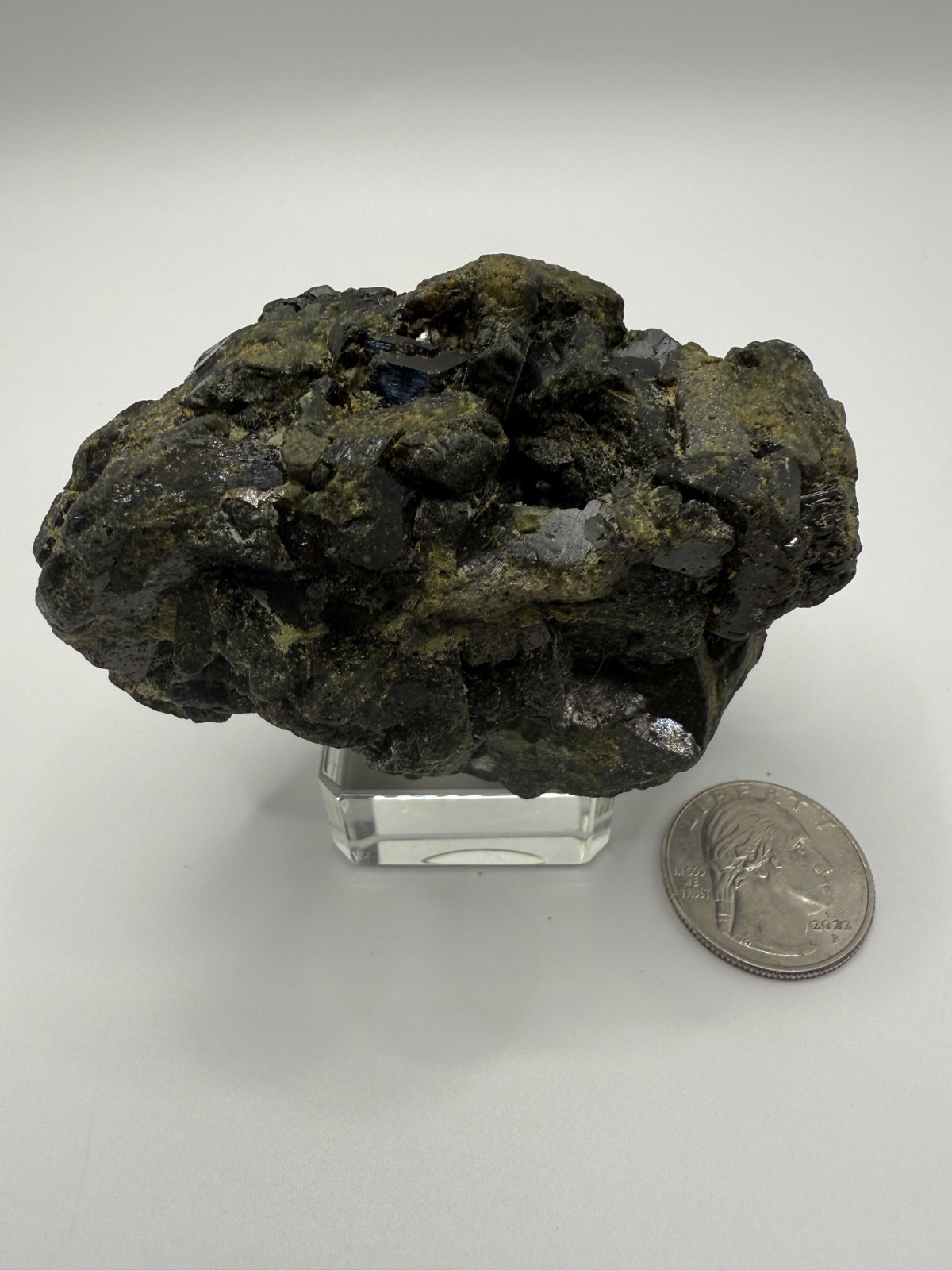 Natural Green Epidote Specimen 269g Raw Mineral Pakistan G132 * FREE SHIPPING*