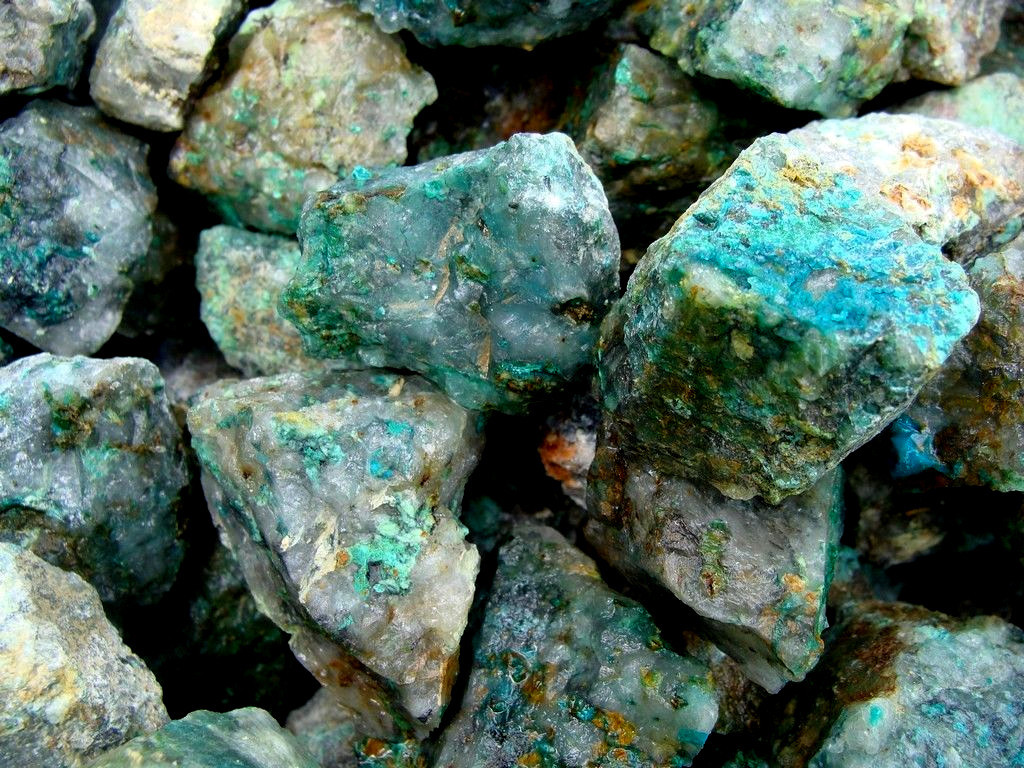 2000 Carat Lots of Unsearched Natural Chrysocolla Rough + FREE faceted gemstone