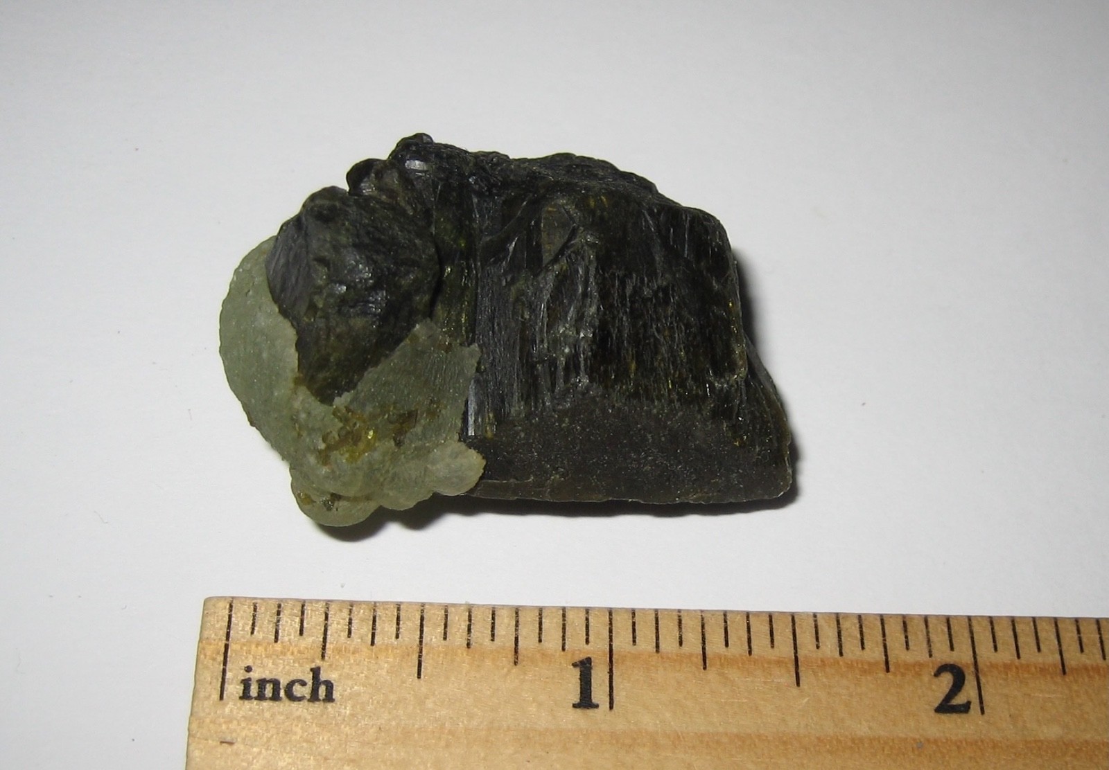 1.5″ TERMINATED NATURAL EPIDOTE CRYSTAL WITH PREHNITE FROM MALI, AFRICA ~ 33.4g