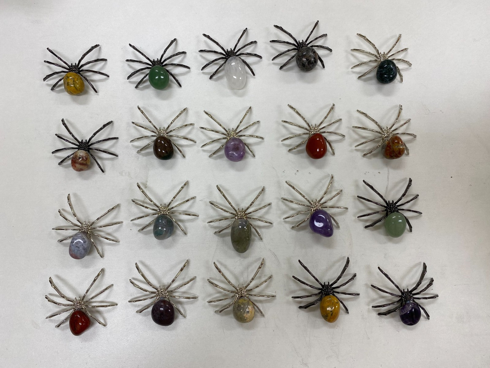 1pc Natural Mixed Quartz hand Carved Spider skull crystal Reiki heal Gift Decor