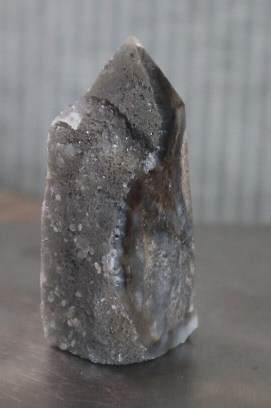 SPHALERITE POINT 2.25 INCHES TALL/ 45.4 GRAMS